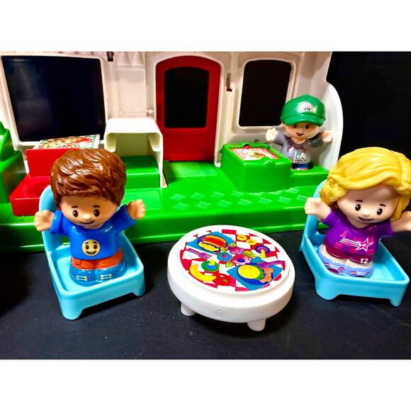 fisher-price Little People Playset We Deliver Pizza Place Delivery truck set - Picture 2 of 6